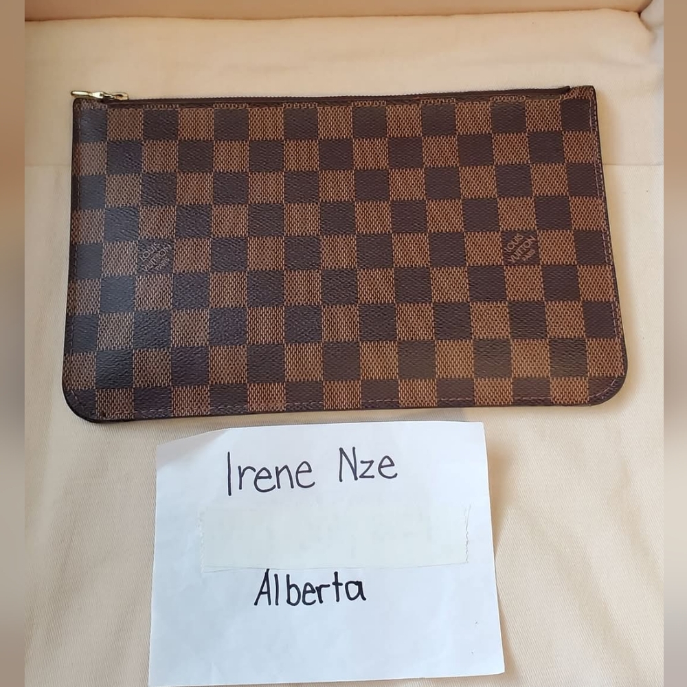 Louis Vuitton DE Neverfull pouch